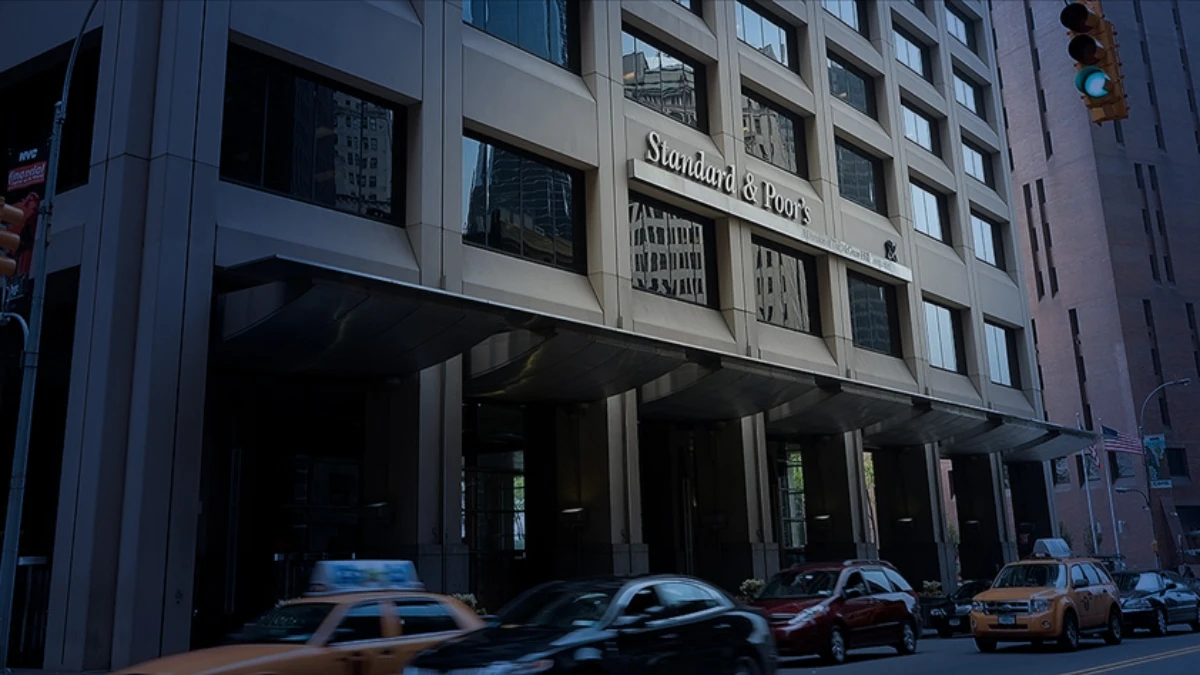 S&P, Japonya'nın g&ouml;r&uuml;n&uuml;m&uuml; durağan olarak korundu