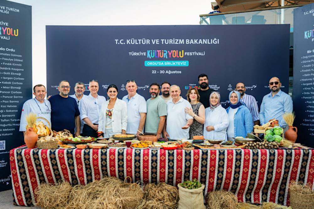 42 Lezzet noktası kentin en iddialı re&ccedil;etelerini aynı rotada buluşturdu