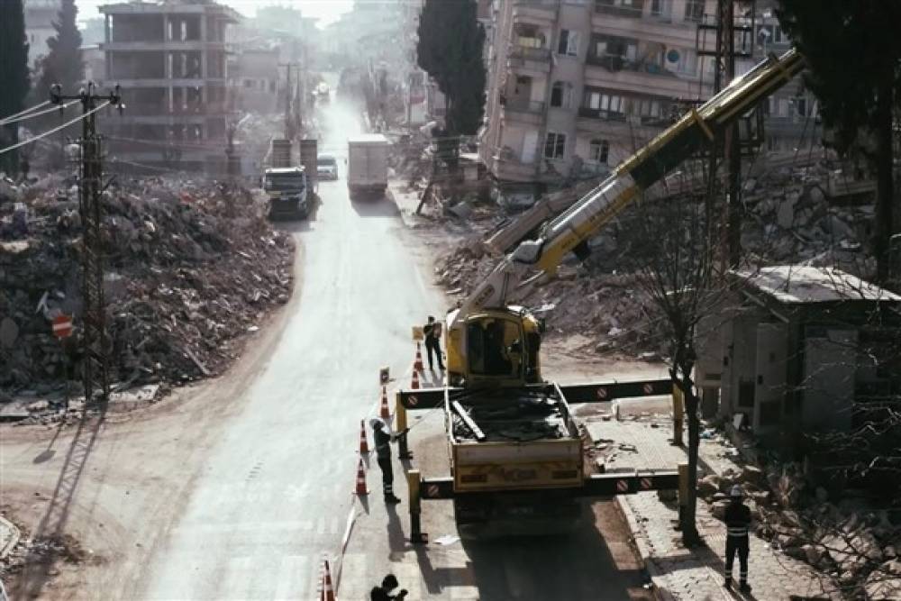 Toroslar EDAŞ’tan deprem bölgesine güçlü enerji ve dayanıklı altyapı 