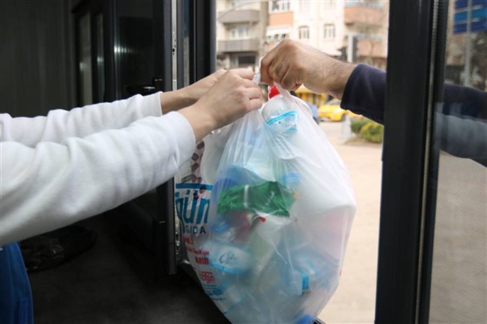 Derince'de geri dönüşüm seferberliği başladı