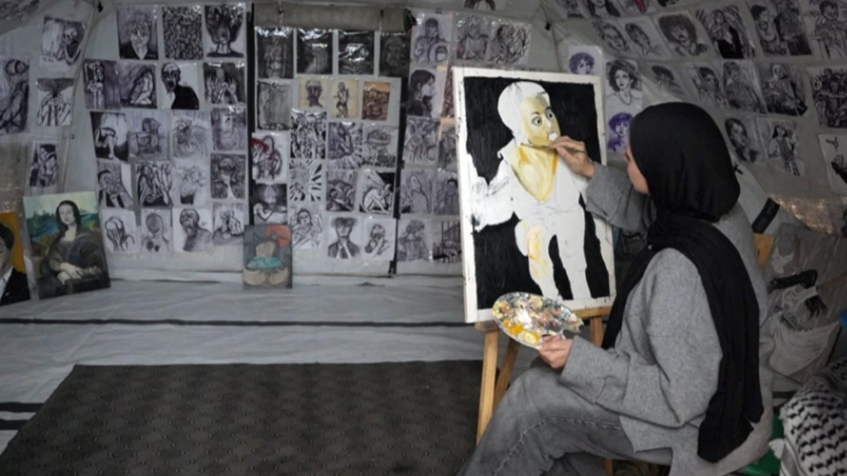 Gazzeli ressam Zaanin, İsrail saldırılarının bıraktığı yıkımı ve kaybolan hayalleri tuvale yansıtıyor