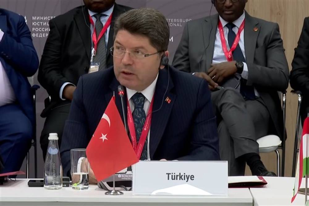 Bakan Tun&ccedil;, Bartın&rsquo;da Y&uuml;zyılın Konut Projesi kura &ccedil;ekimine katıldı