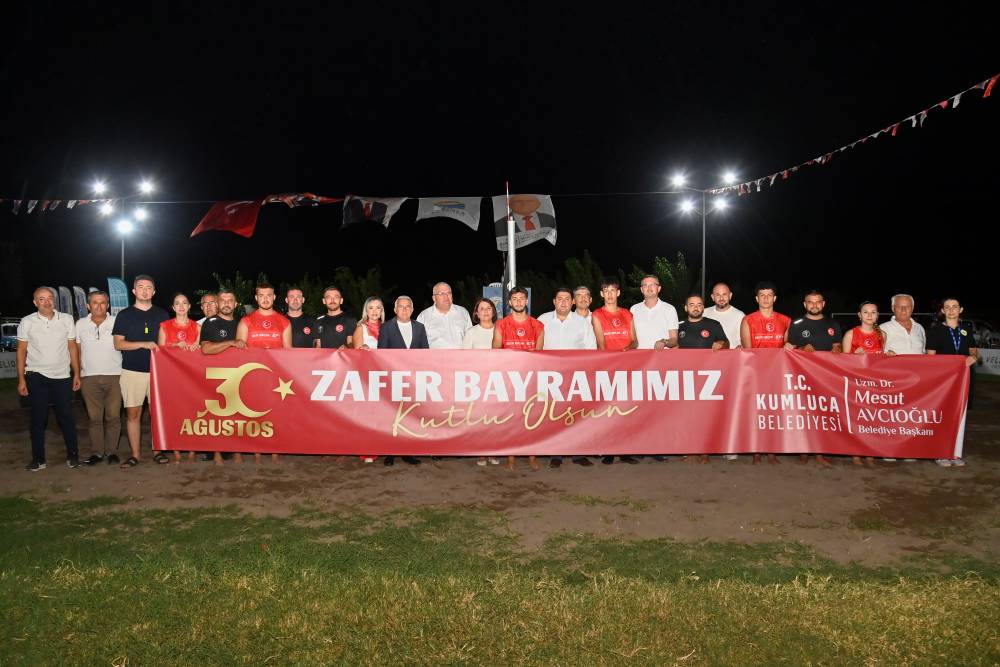 Kumluca&rsquo;da 30 Ağustos Zafer Bayramı spor ve m&uuml;zik etkinlikleriyle kutlandı