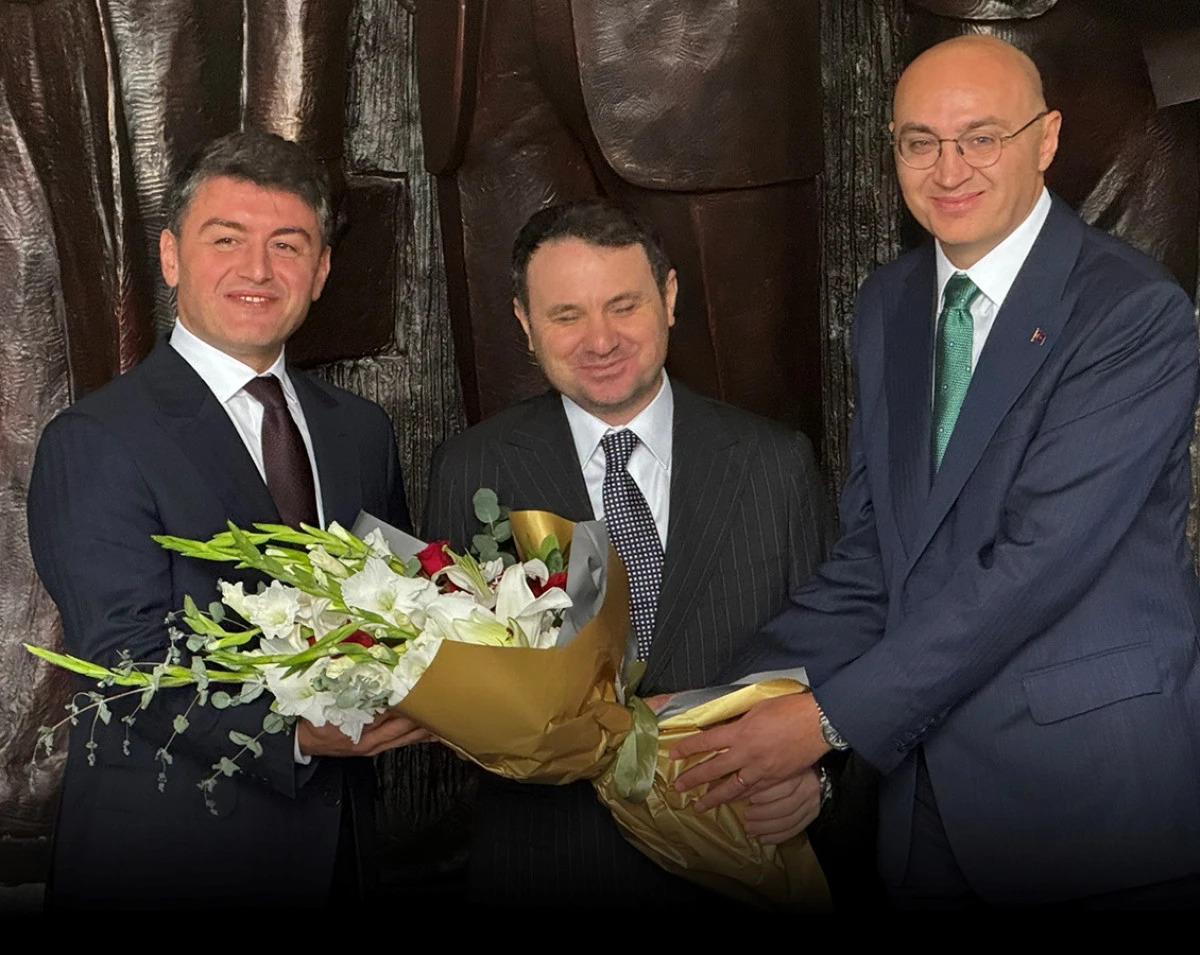 Akın G&uuml;rlek&rsquo;ten Fatih D&ouml;nmez&rsquo;e veda ve teşekk&uuml;r: &ldquo;Anadolu Adliyesi&rsquo;nde de g&ouml;revine devam edecek&rdquo;